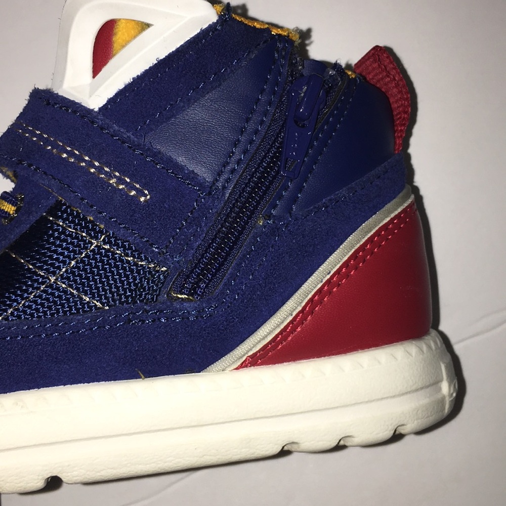 Boys Sketchers Memory Foam Gel Infused Shoes - Picture 8 of 8